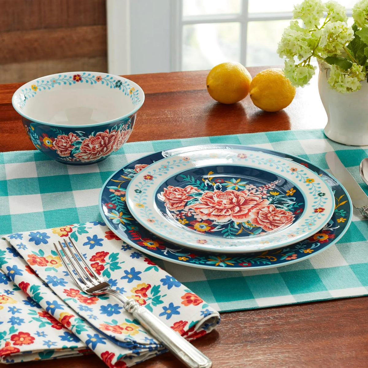 12-Piece Floral Stoneware Dinnerware Set Z836